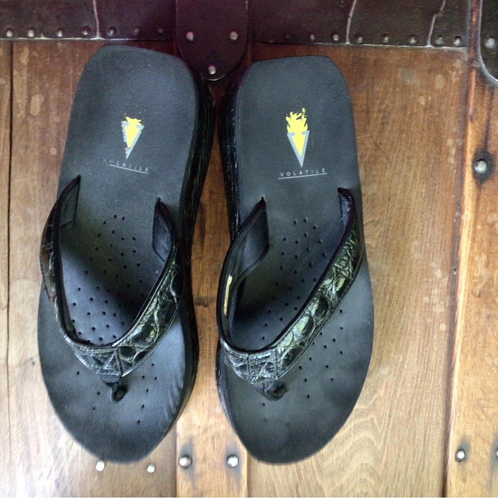 Volatile Black Textured Sandals